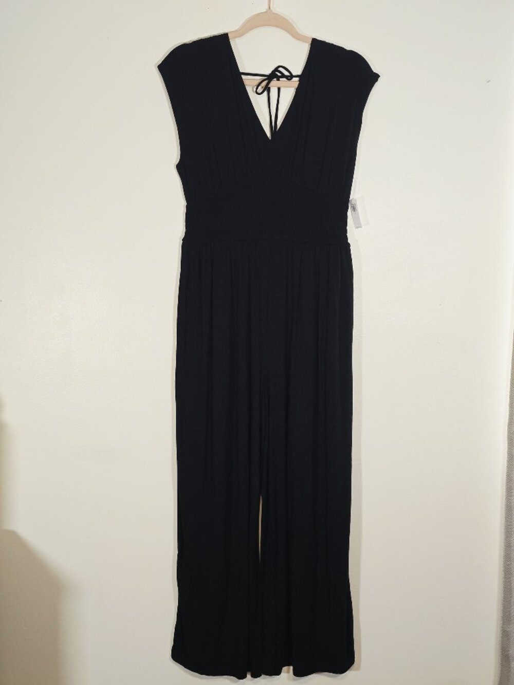 NWT Old Navy Black Sleeveless Smocked Waist Wide-Leg Jumpsuit Size M Soft Knit F